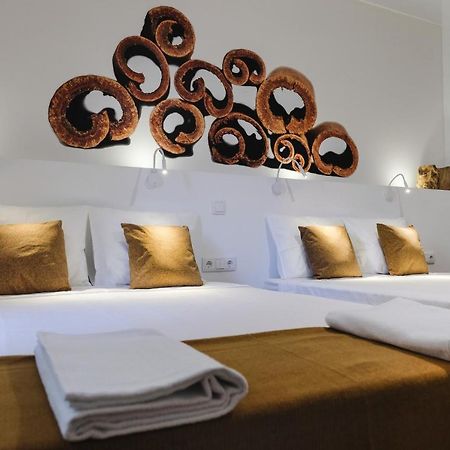 4U Lisbon Airport Suites Экстерьер фото