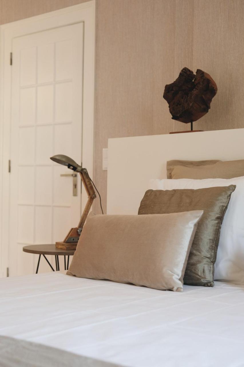 4U Lisbon Airport Suites Экстерьер фото
